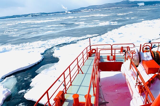 2 Day Tour to Icebreaker Mombetsu and Asahiyama Zoo in Hokkaido - Sounkyo hot springs and the overnight pause