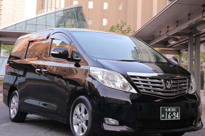 [Airport Transfer] Smoothly move between Sapporo and New Chitose Airport with a private car! one way - The ride to Sapporo, from 45 minutes to two hours