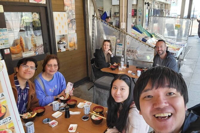 Authentic Sapporo: Nijo Market Seafood Lunch & Local History Tour - Why this 2.5-hour route works well