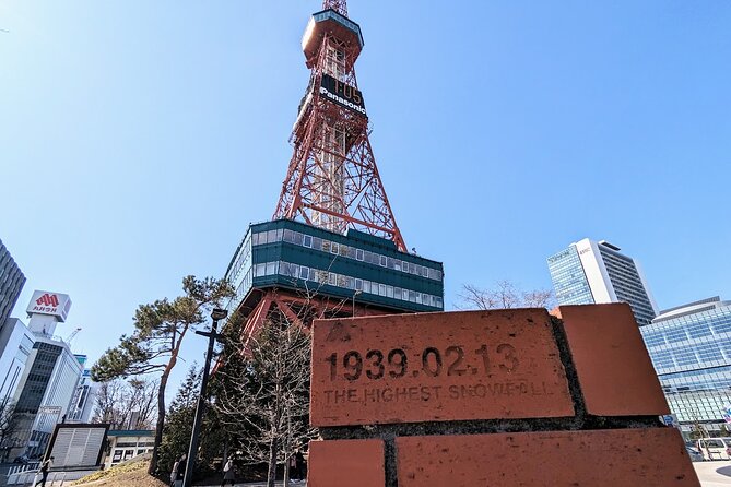 Enjoy Foods and Drink! Walking Downtown of Sapporo with Ken-san. - Sapporo TV Tower and the open length of Odori Park