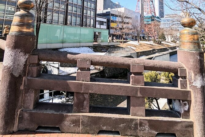 Enjoy Foods and Drink! Walking Downtown of Sapporo with Ken-san. - Tanukikoji: shopping under a roof