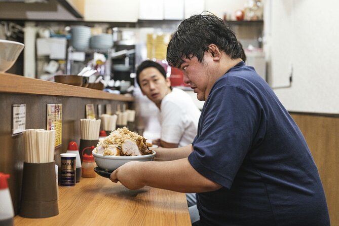 Exploring Hokkaido Nightlife Susukino Evening Walking Tour - Ramen Yokocho, a short stop with plenty of choice