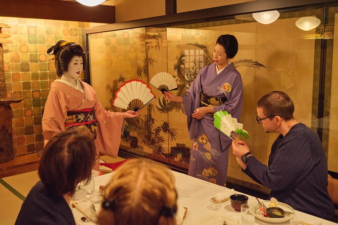 Extraordinary Geisha Experience and Private Hokkaido Dinner - Choosing between four Sapporo dining rooms