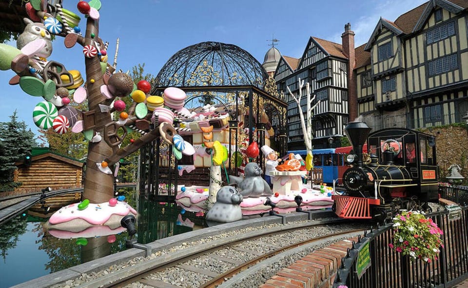From Sapporo: Hokkaido Highlights Day Trip - Otaru’s Streets, Canal Area, and Steam Clock