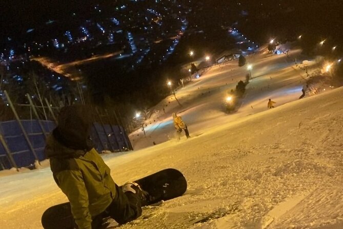 Full Day Private Skiing / Snowboarding Tour in Sapporo - Hoheikyo Onsen, the best reason to stay out all day