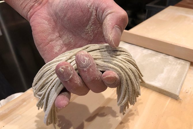 Gluten-free only.Soba making experience plan! - Cutting the noodles before they dry