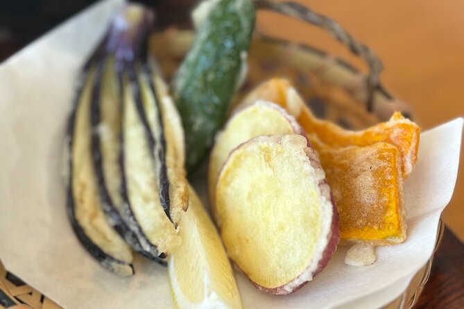 Hokkaido Seafood Sushi Rolls Experience with Matcha, in Sapporo - Crispy Tempura with a Light Touch