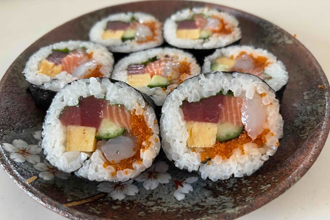 Hokkaido Seafood Sushi Rolls Experience with Matcha, in Sapporo - 10:00 a.m. Introduction to Hokkaido Food Culture