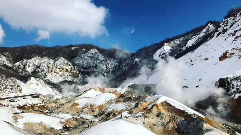 Hokkaido Seasonal: Lake Toya & Noboribetsu Jigokudani Valley - Lake Hill Farm among the snowfields