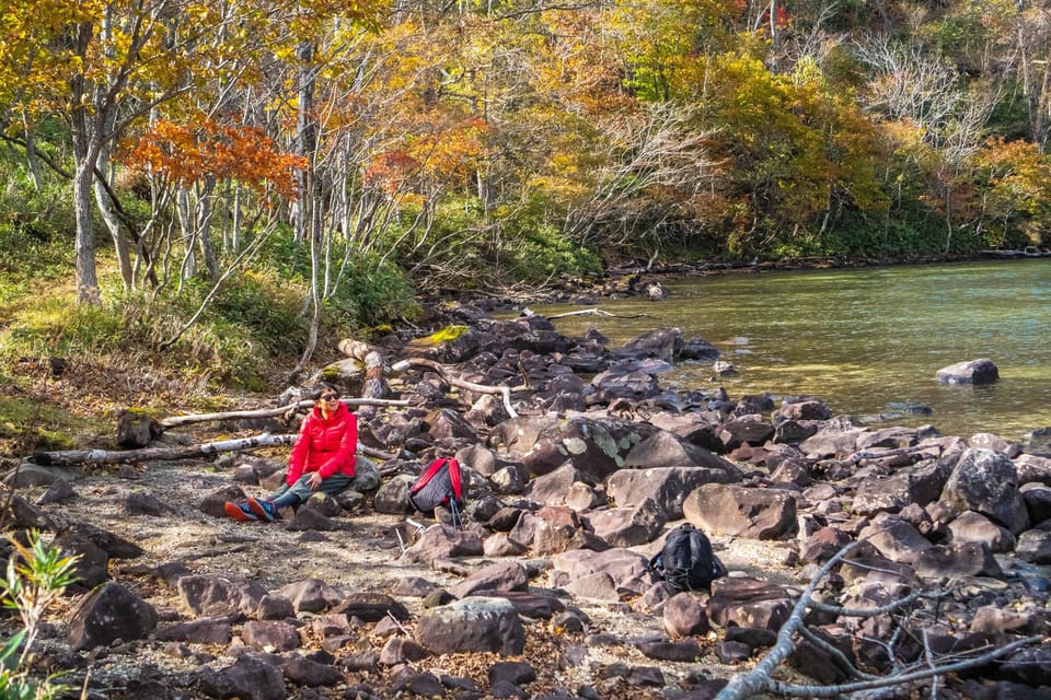 Lake Tachibana: Hike to a hidden lake! - From Karurusu Onsen into the forest