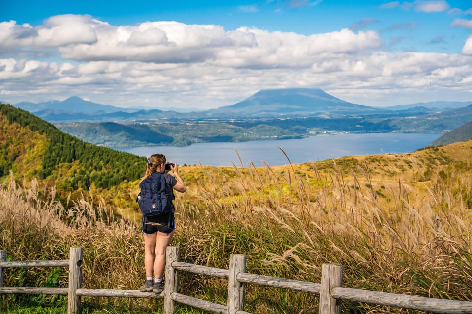 Mt. Usu: Hike to the crater and see the stunning Lake Toya! - An eruption exhibition makes the volcano easier to understand