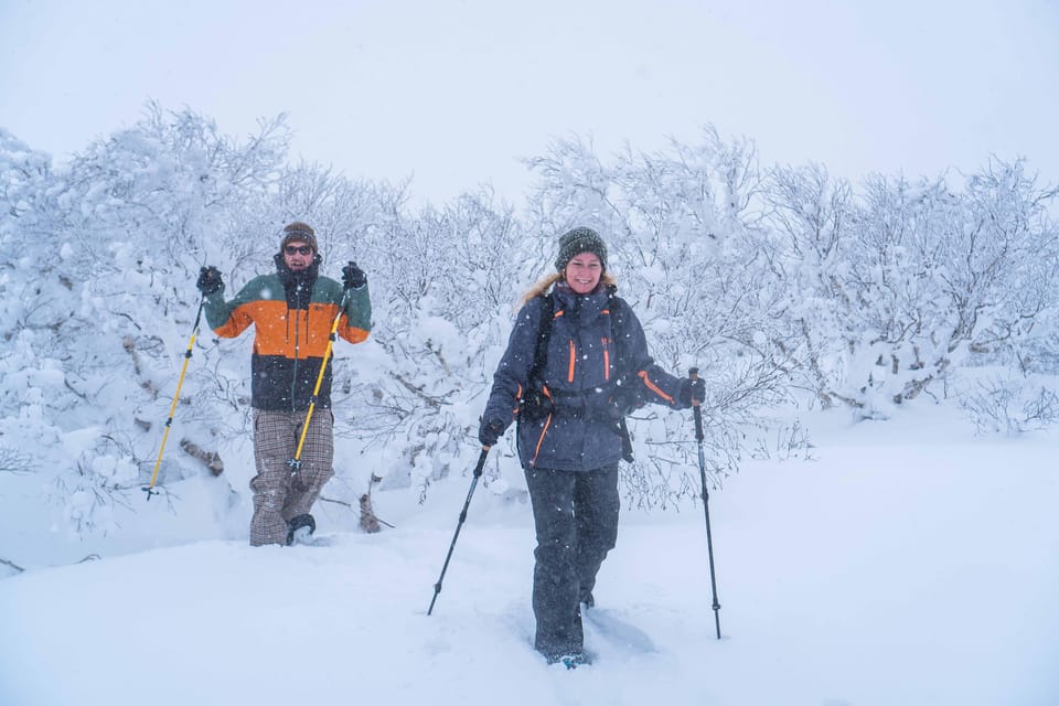 Noboribetsu: Orofure Pass Snowshoeing Tour - Clothing, footwear, and packing advice