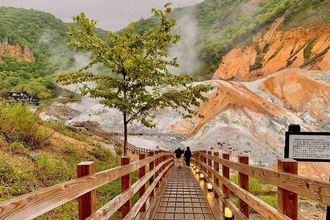 Private Day Tour to Hokkaido Noboribetsu and Lake Toya by Car - Lake Hill Farm and the first taste of Toya