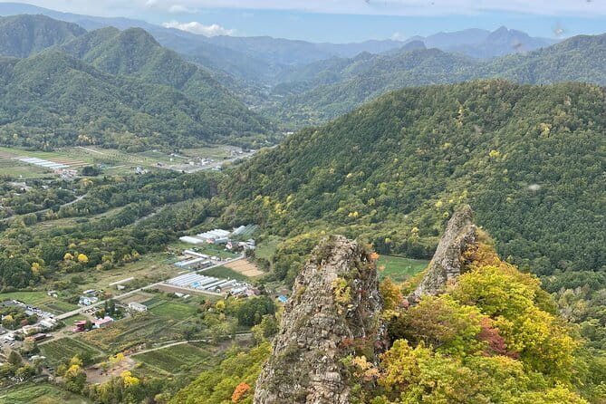 Sapporo Private Sightseeing Tour in Onsen with Special Package - Is $201.97 a fair price?