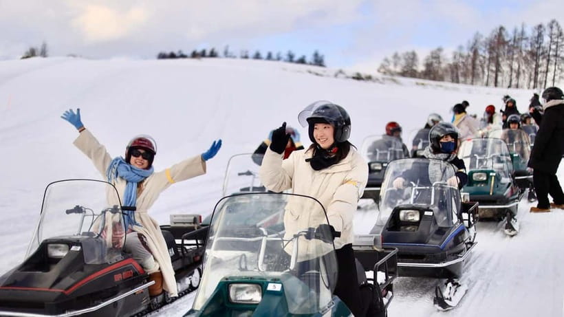 Sapporo Winter : Asahiyama Zoo (Penguin Fun & Snowmobile) - A long winter day from Sapporo