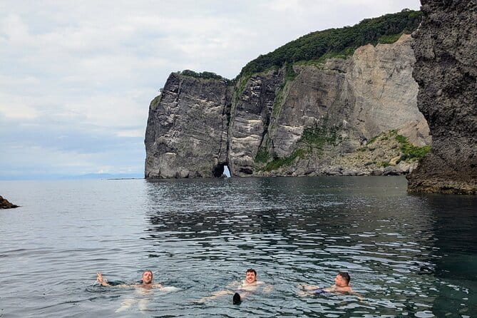 Sea Kayaking Tour – Otaru Coastal Adventure - Who should book this coastal adventure