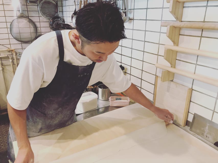 Soba noodle making experience and tempura, Hokkaido sakeplan - Chef Taku, the soba team, and the pace of the class